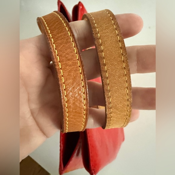 LOUIS VUITTON Monogram Vernis Reade PM Hand Bag Red - Picture 9 of 13